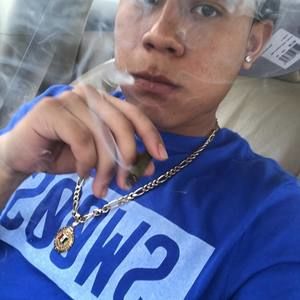 Meet your Posher, Kenneth